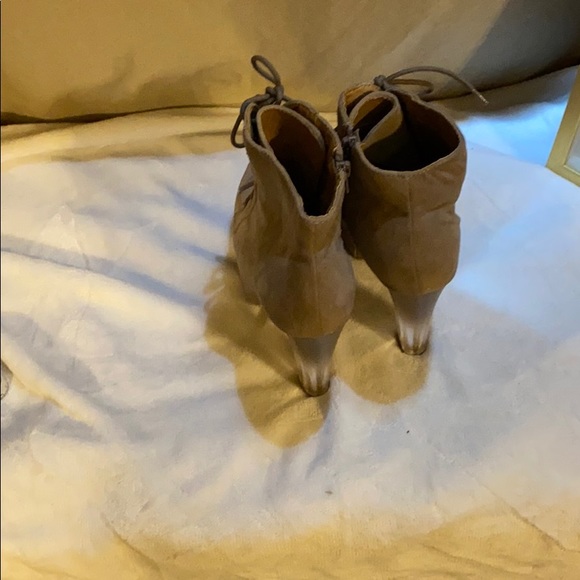 booties - Picture 5 of 5